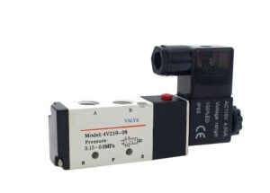 MAXTOR Single Solenoid Valve 1/4'' 52 4V210-08-220VAC
