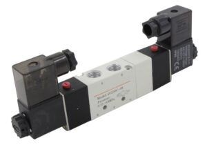 MAXTOR 4V230C-08 Double Solenoid Closed Center Pneumatic Valve 1/4'' 5/3 24VDC